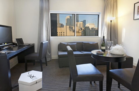 Causeway 353 Hotel - Tourism Caloundra 36