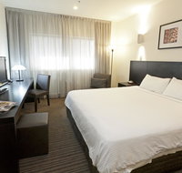 Causeway 353 Hotel - Tourism Caloundra