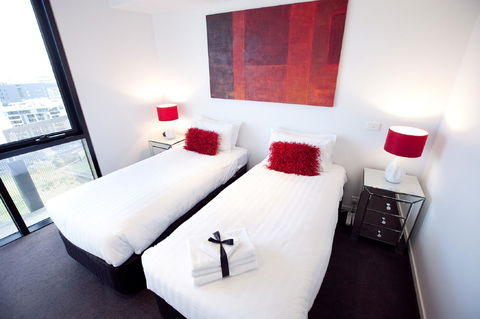 Docklands Executive Apartments - Melbourne - Tourism Caloundra 8