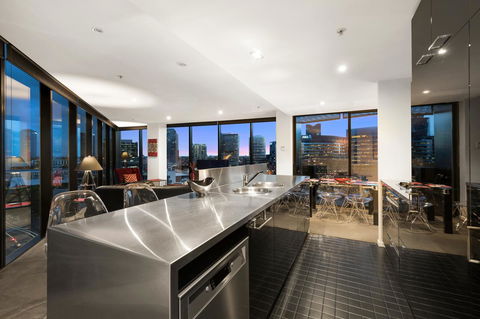 Docklands Executive Apartments - Melbourne - Tourism Caloundra 14
