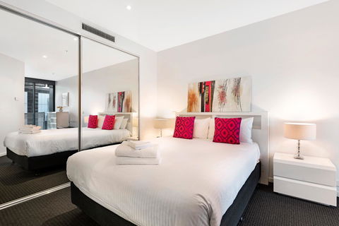 Docklands Executive Apartments - Melbourne - Tourism Caloundra 25