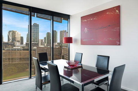 Docklands Executive Apartments - Melbourne - Tourism Caloundra 19