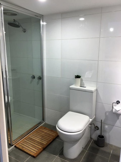 The Cosy Bungalow - Tourism Caloundra 8