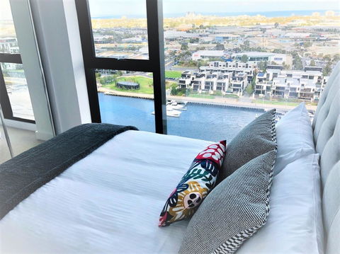 Melbourne Private Apartments - Collins Wharf Waterfront, Docklands - Tourism Caloundra 17