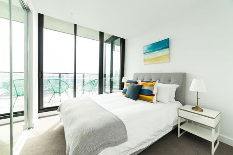 Melbourne Private Apartments - Collins Wharf Waterfront, Docklands - Tourism Caloundra 13