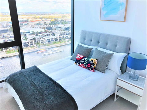 Melbourne Private Apartments - Collins Wharf Waterfront, Docklands - Tourism Caloundra 16