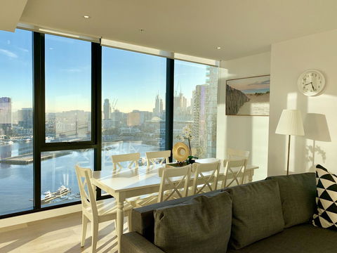 Melbourne Private Apartments - Collins Wharf Waterfront, Docklands - Tourism Caloundra 8