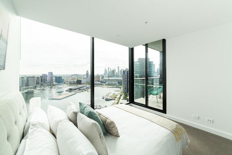 Melbourne Private Apartments - Collins Wharf Waterfront, Docklands - Tourism Caloundra 0