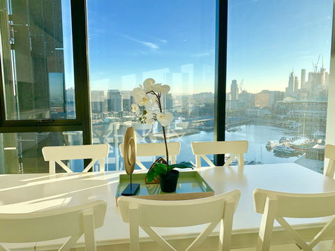 Melbourne Private Apartments - Collins Wharf Waterfront, Docklands - Tourism Caloundra 11