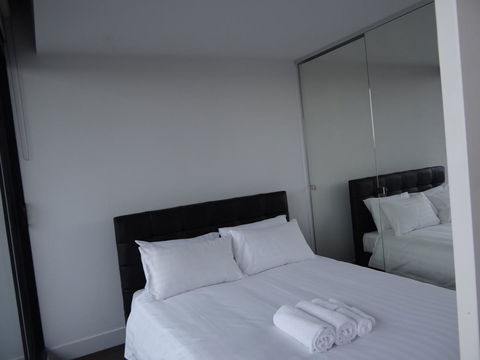 Amazing Accommodations : South Yarra - Tourism Caloundra 10