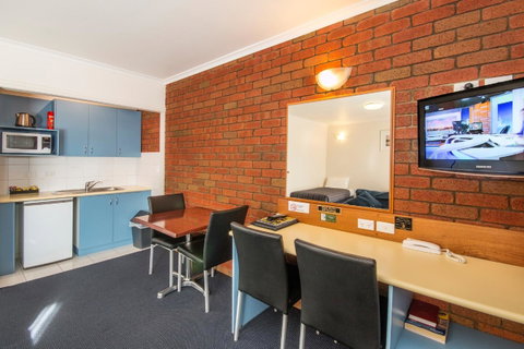 Torquay Tropicana Motel - Tourism Caloundra 22