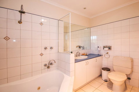 Torquay Tropicana Motel - Tourism Caloundra 16