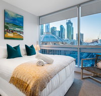 Auguste Melbourne CBD Private Accommodation with parking - Tourism Caloundra
