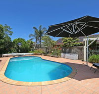Crimea Retreat - Tourism Caloundra