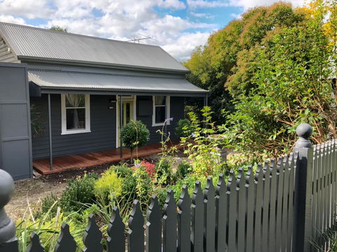 Cinta Cottage - Tourism Caloundra 2