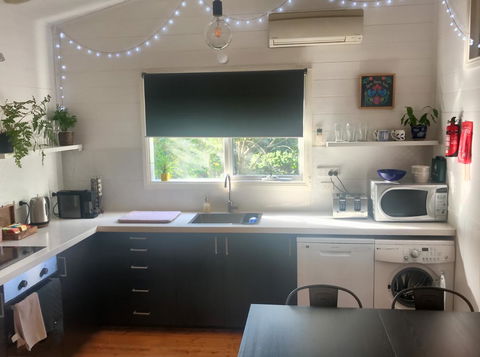 Cinta Cottage - Tourism Caloundra 4