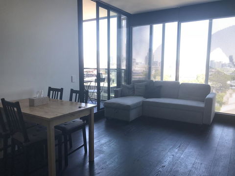 Mel-Uni Village - Tourism Caloundra 6