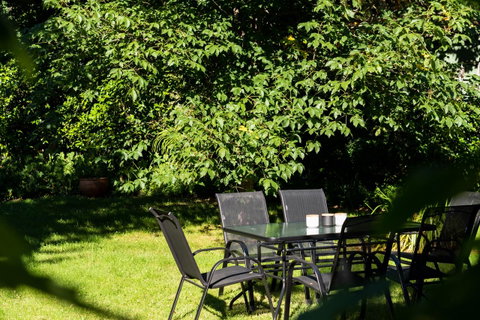 The Orchard House - Tourism Caloundra 1