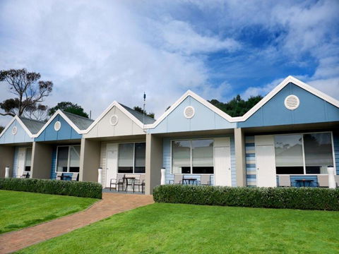 Sorrento Beach Motel - Tourism Caloundra 0