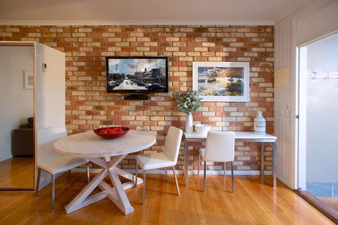 Sorrento Beach Motel - Tourism Caloundra 5