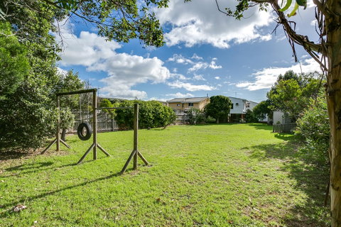 Beach Front Beauty - Ocean Front Views - Tourism Caloundra 16