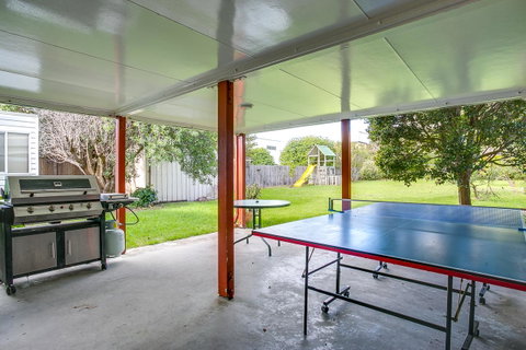 Beach Front Beauty - Ocean Front Views - Tourism Caloundra 15