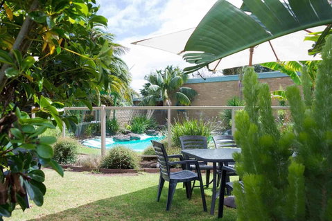 Tropicana Motor Inn - Tourism Caloundra 44