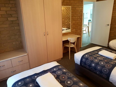 Tropicana Motor Inn - Tourism Caloundra 29