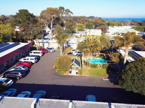 Tropicana Motor Inn - Tourism Caloundra 15