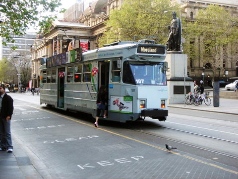 Oaks Melbourne Southbank Suites - Tourism Caloundra 4