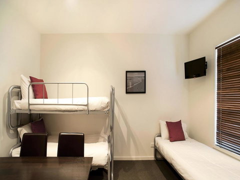 The Waves Apartments - Tourism Caloundra 30