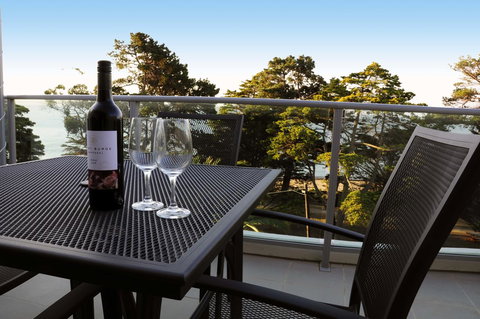 The Waves Apartments - Tourism Caloundra 4