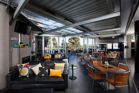 Atura Dandenong - Tourism Caloundra 6