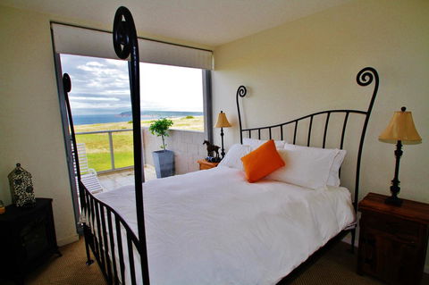 Arcadia Phillip Island - Tourism Caloundra 2