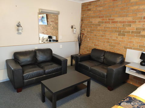 Coachman Motel And Holiday Units - Tourism Caloundra 16
