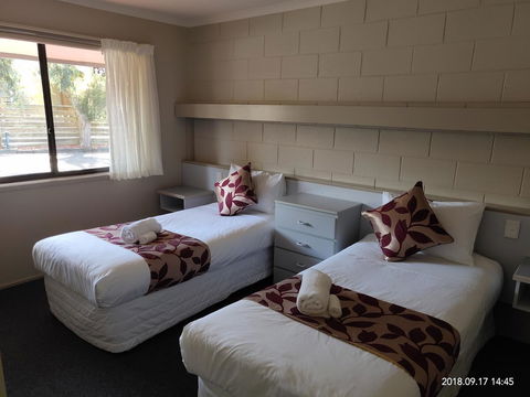 Coachman Motel And Holiday Units - Tourism Caloundra 34