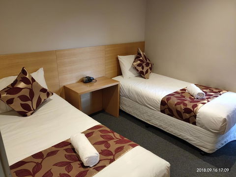 Coachman Motel And Holiday Units - Tourism Caloundra 42