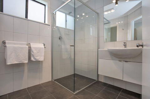 Hamilton Townhouse Motel - Tourism Caloundra 21