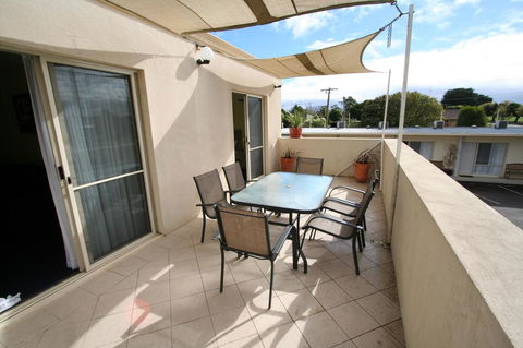 Hamilton Townhouse Motel - Tourism Caloundra 3