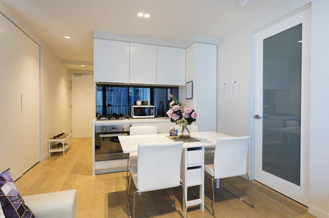 Ali & Hill Accommodation@lighthouse - Tourism Caloundra 7