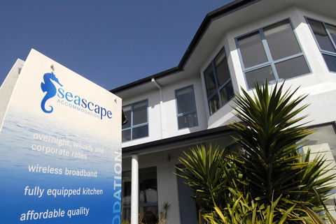 Seascape Accommodation - Tourism Caloundra 12