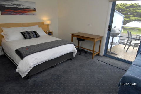 Seascape Accommodation - Tourism Caloundra 8