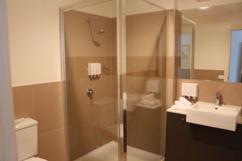 Bairnsdale International - Tourism Caloundra 27