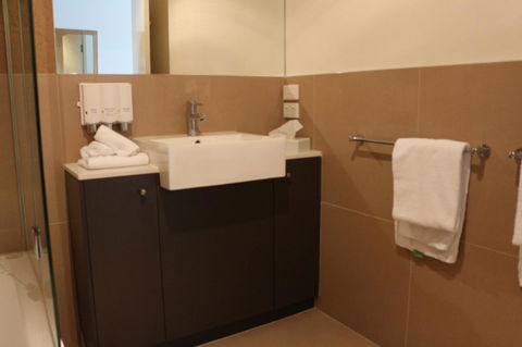 Bairnsdale International - Tourism Caloundra 24