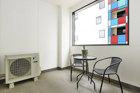 Melbourne Knox Central Apartment Hotel Official - Tourism Caloundra 23