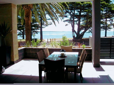 C-Scape Water Front Apartment - Tourism Caloundra 0