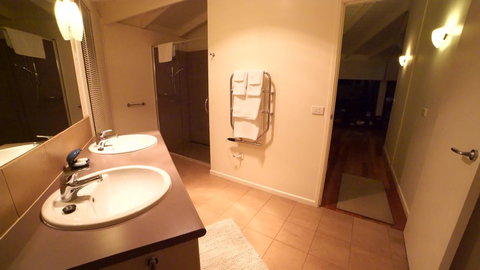 Limosa Rise - Tourism Caloundra 4