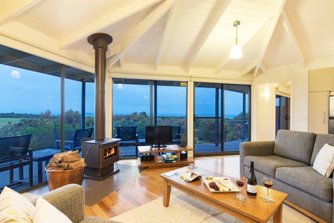 Limosa Rise - Tourism Caloundra 0