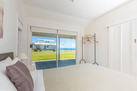 Cottages For Couples - Tourism Caloundra 17