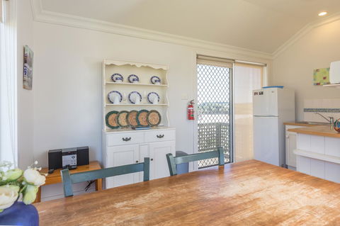 Cottages For Couples - Tourism Caloundra 18